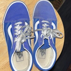 Vans 5.5 women blue and white. Used. Smoke & pet free home